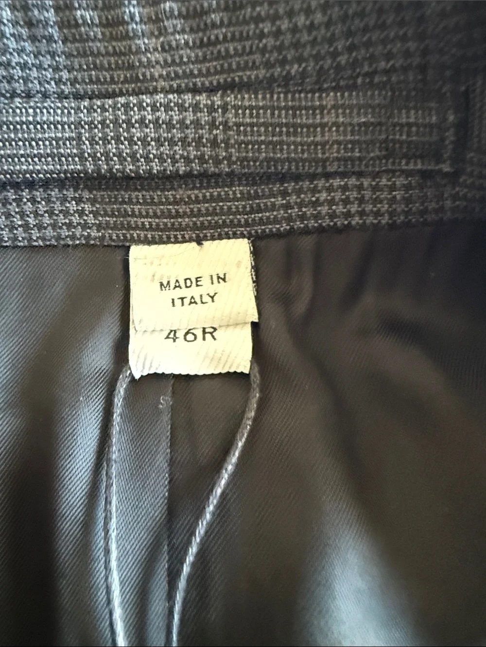 NWT Burberry Men's slim carbon blue Windowpane Two-Button Suit - US 36 R